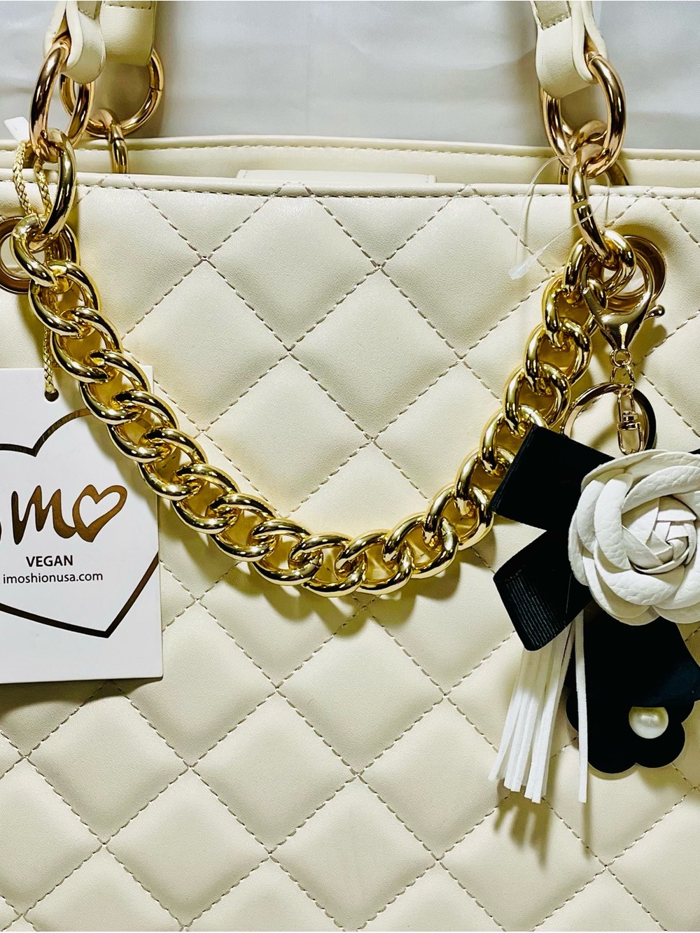 Imoshion Diamond Quilted Leather Tote Bag with Charm, NWT - Picture 4 of 16